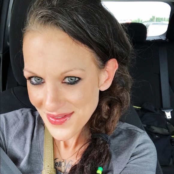 Meet your Posher, Sarah - Picture 5 of 8